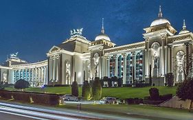 فندق ذا لاند أوف ليجيندز كينقدوم بمفهومه الترفيهي المبتكر